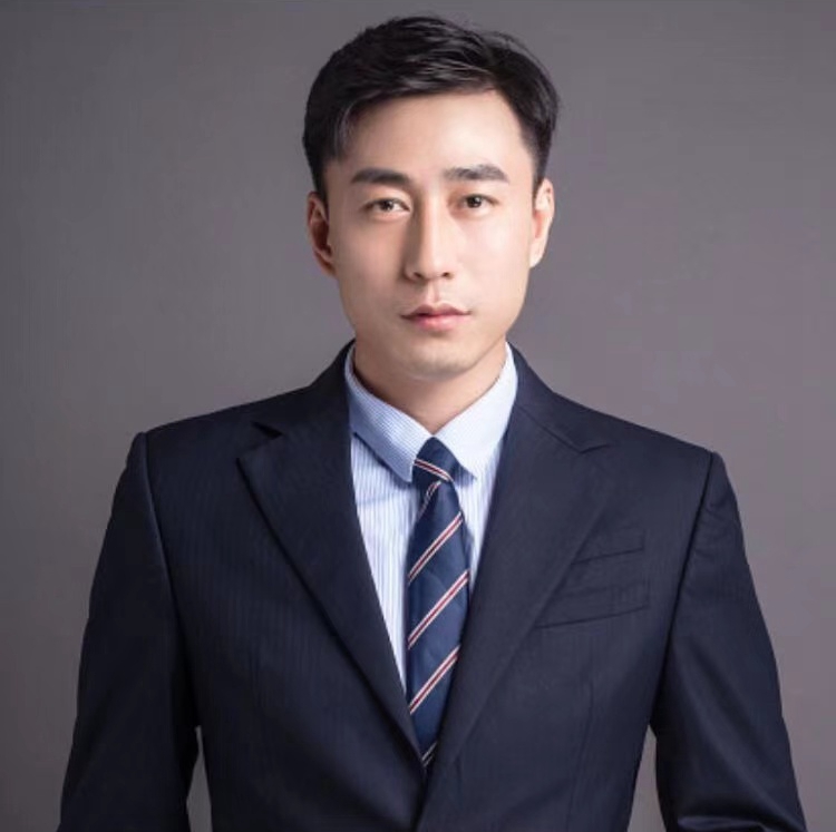 袁世君 创始人 & 执行董事